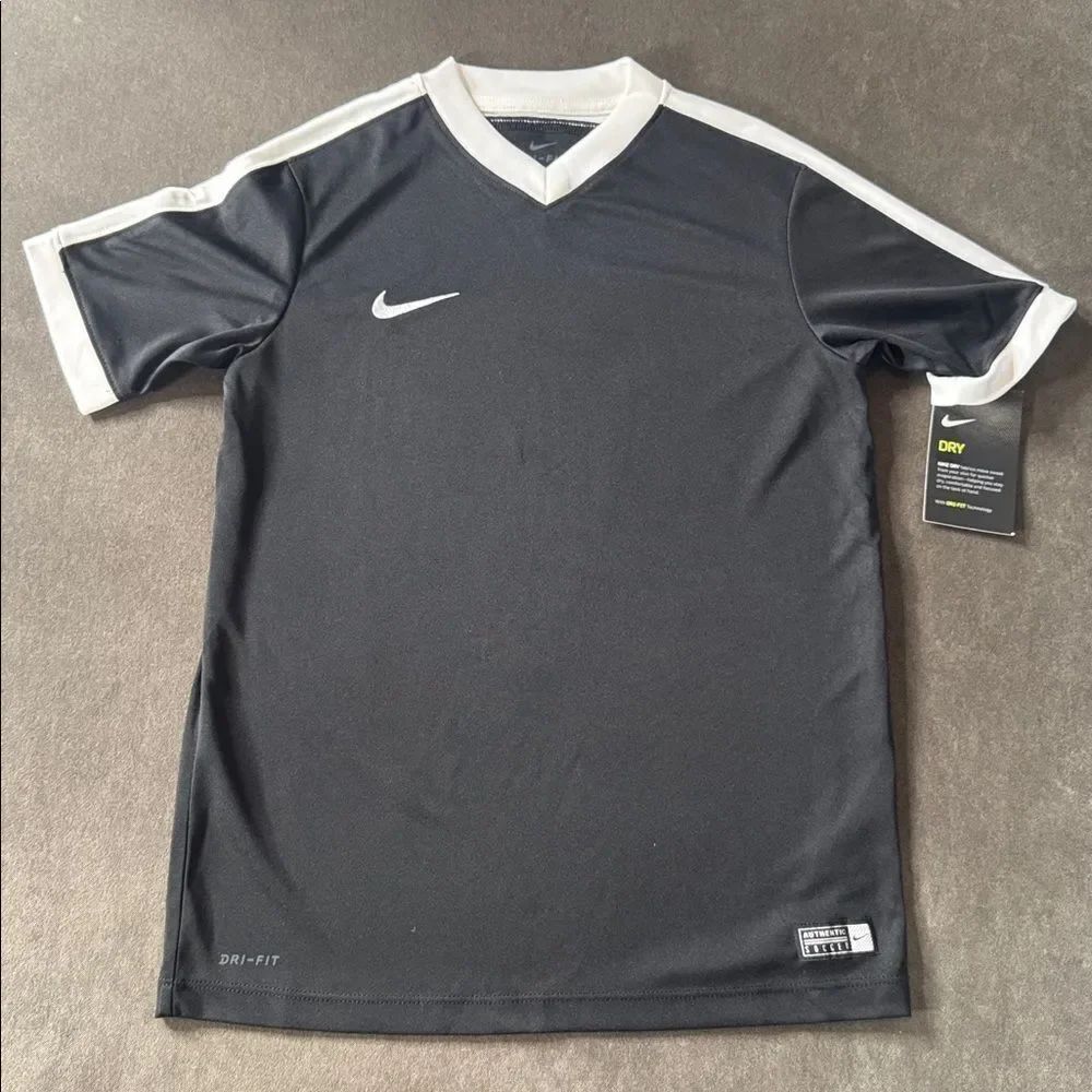 Nike Youth Unisex Soccer Shirt Black White Trim Short Sleeve Size Medium NWT